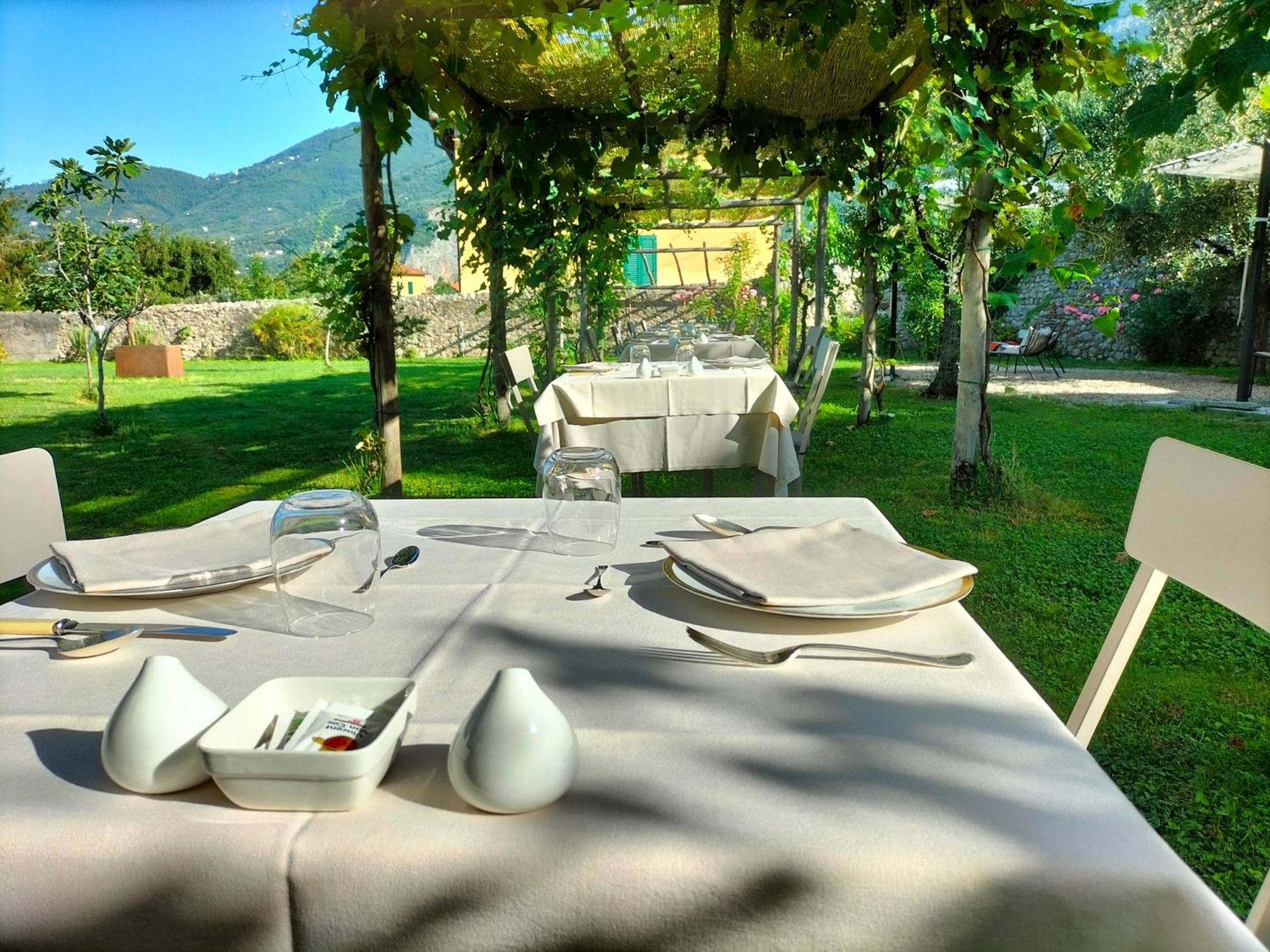 Badia Giulia Prestigious Historical B&B, Camaiore - Adults Only - No Pets Luaran gambar