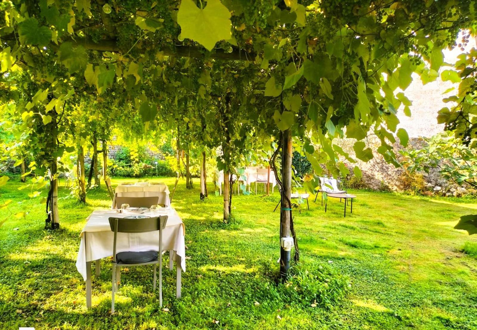 Badia Giulia Prestigious Historical B&B, Camaiore - Adults Only - No Pets Luaran gambar